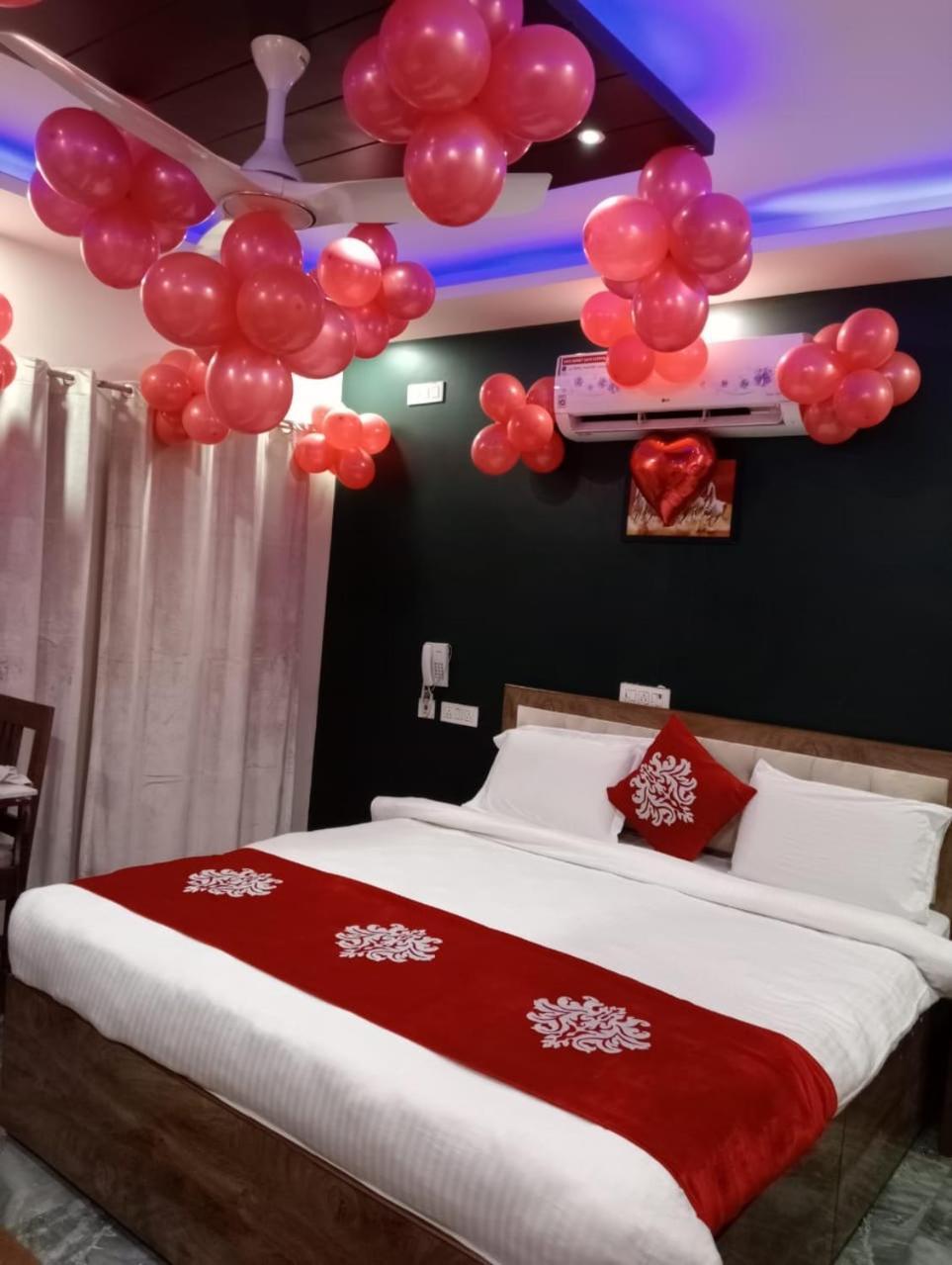 The Swiss Residency Hotel Greater Noida Ngoại thất bức ảnh